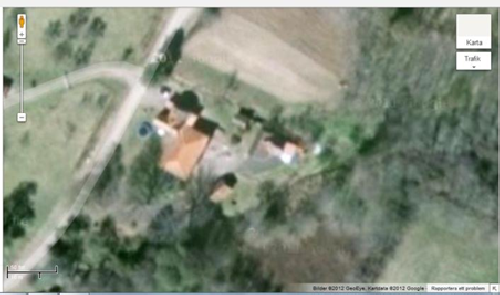Picture of a zoomed in house